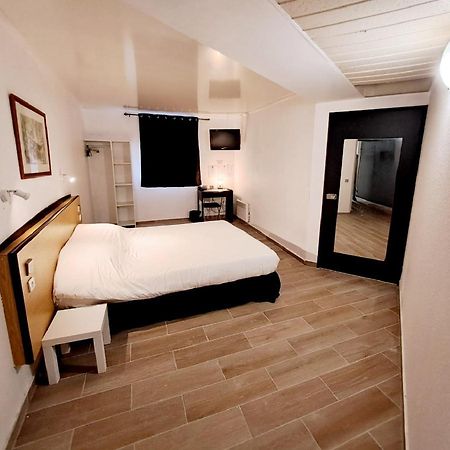 Crystal Hotel Saint Denis Basilique Екстер'єр фото