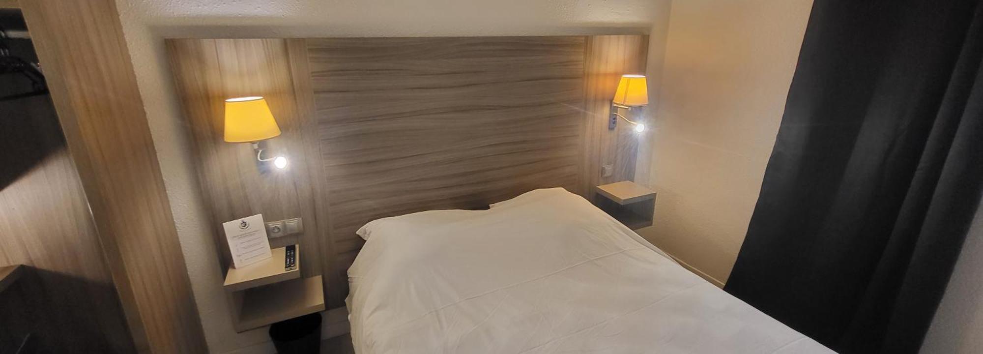 Crystal Hotel Saint Denis Basilique Екстер'єр фото